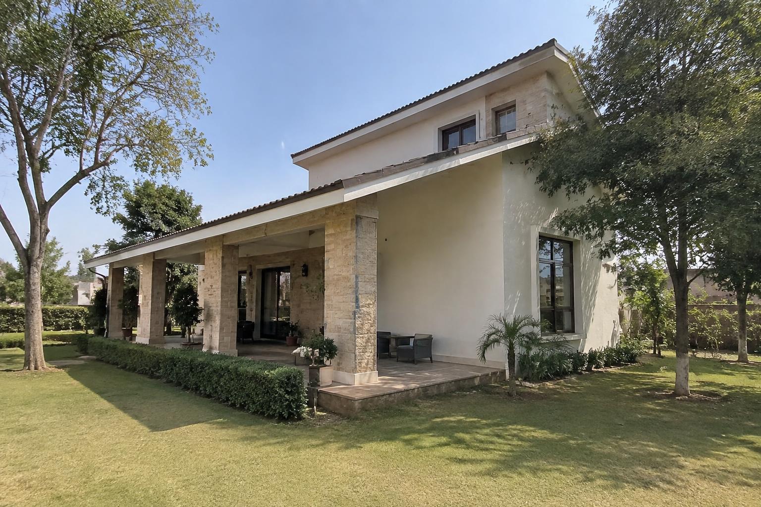 5 BHK Farmhouse for Sale in Gomti Nagar, Lucknow in Gomti Nagar
