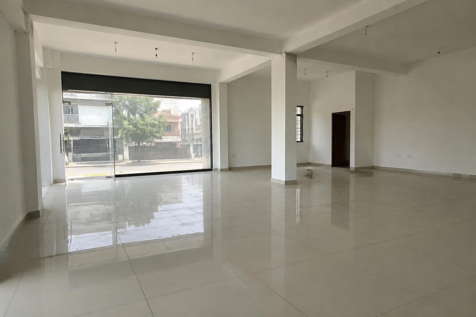 3,607 sq ft Showroom for Sale in Tanashi, Thane in Tanashi