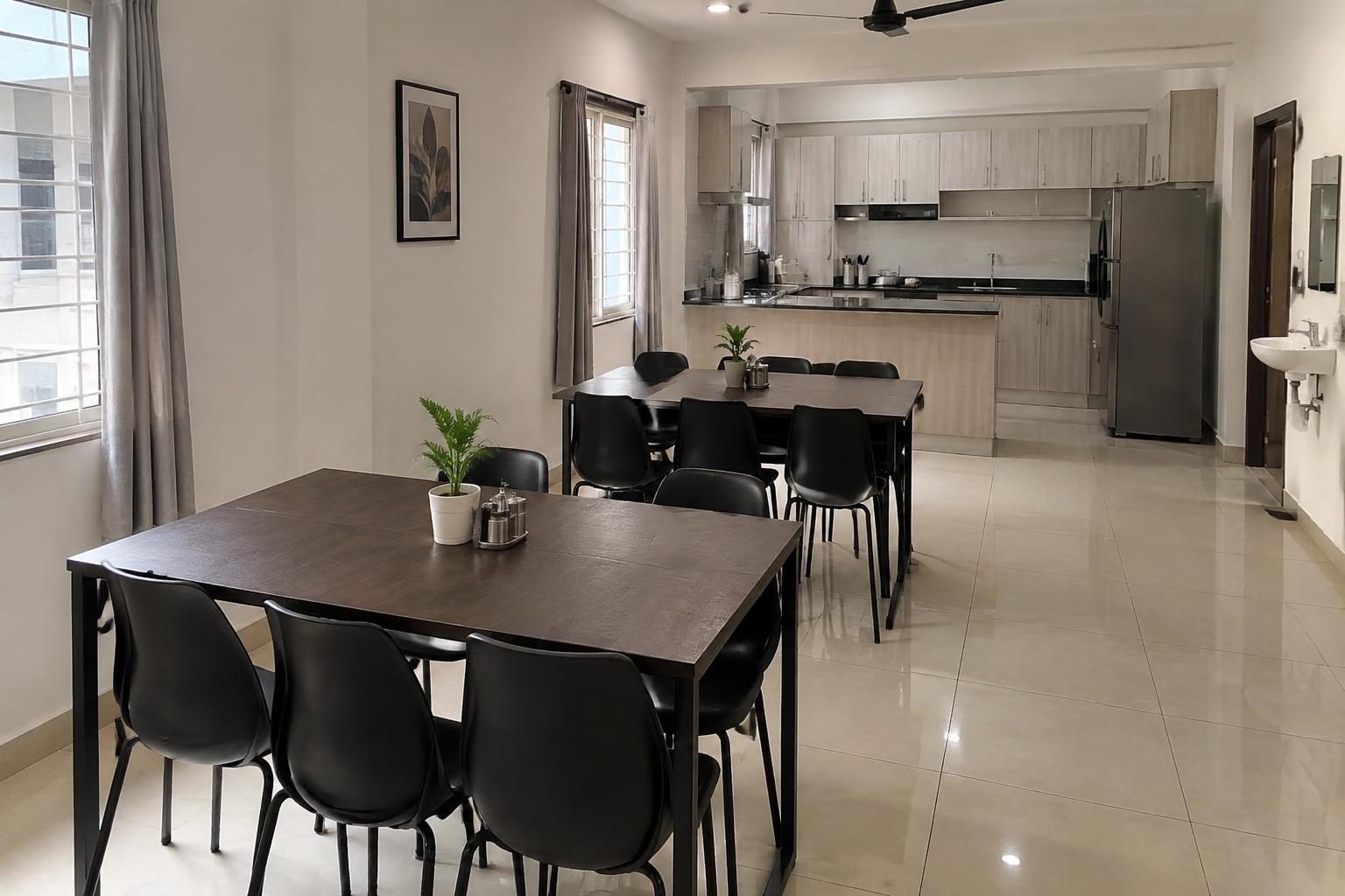 PG for Men in Lasuldiya Malak, Shajapur in Lasuldiya Malak