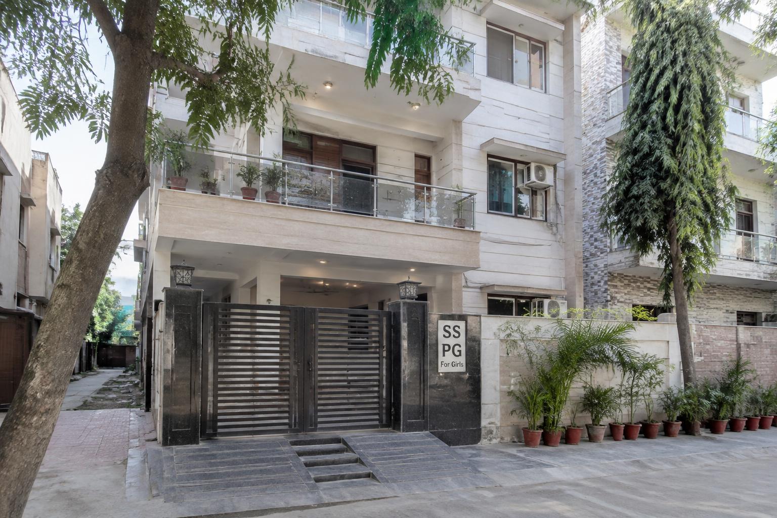 PG Rooms in Kudia Chitauna, Ambedkar Nagar in Kudia Chitauna