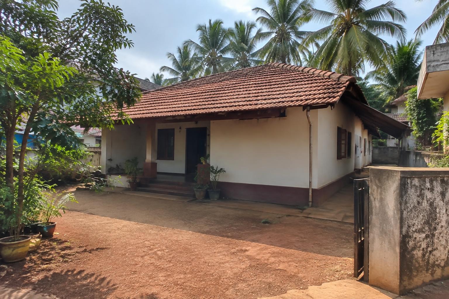 4 BHK Independent house for Sale in Dharwad Kutchery, Dharwad in Dharwad Kutchery